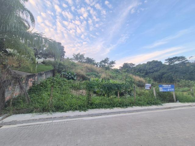 Terreno / Lote para Venda em Niterói/RJ Engenho do Mato