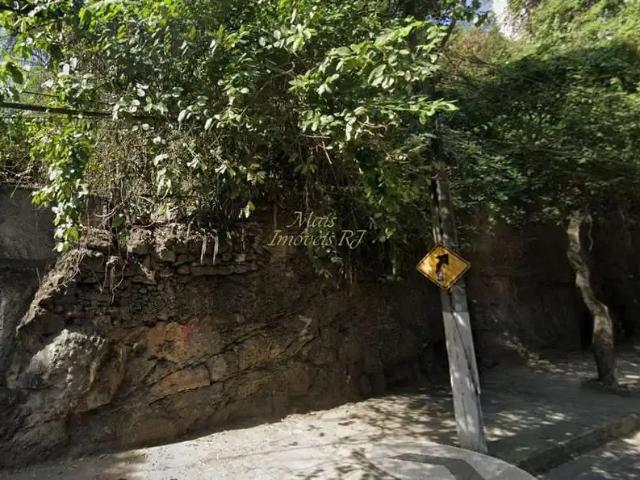 Terreno / Lote para Venda em Niterói/RJ Ingá