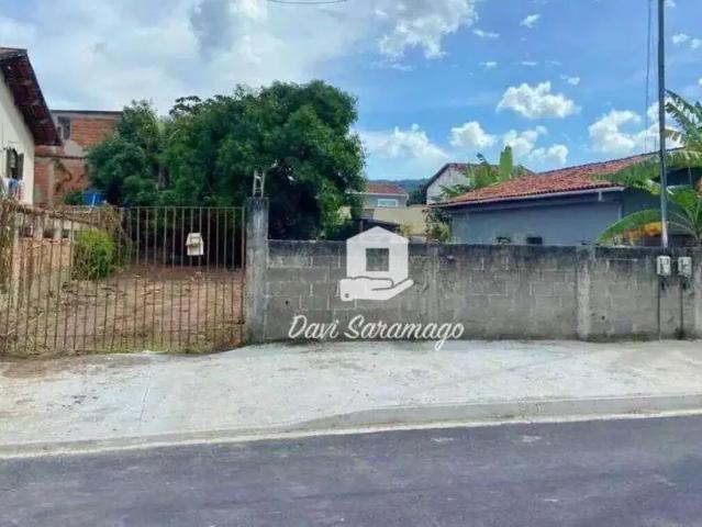 Terreno / Lote para Venda em Niterói/RJ Maralegre