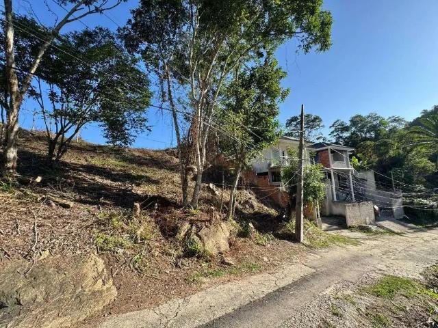 Terreno / Lote para Venda em Niterói/RJ Maravista