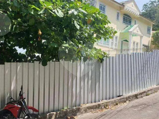 Terreno / Lote para Venda em Niterói/RJ São Francisco