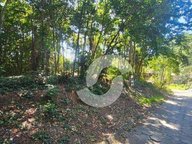 Terreno / Lote para Venda em Niterói/RJ Pendotiba