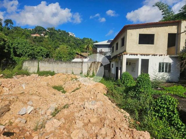 Terreno / Lote para Venda em Niterói/RJ Pendotiba