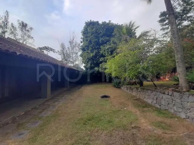 Terreno / Lote para Venda em Niterói/RJ Pendotiba