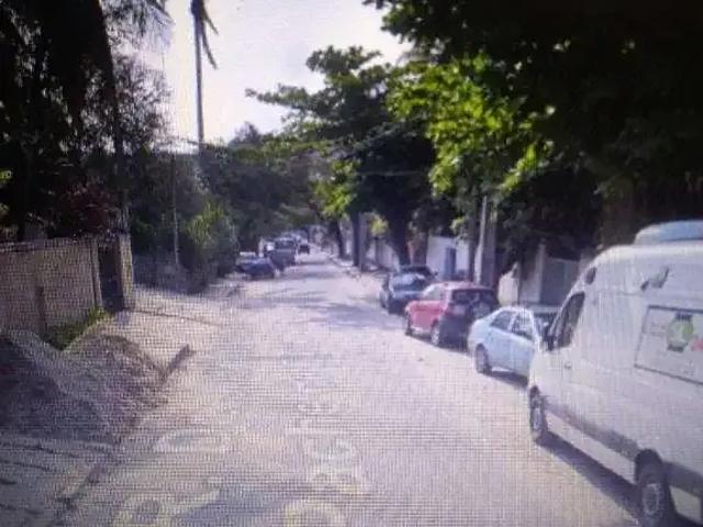 Terreno / Lote para Venda em Niterói/RJ Pendotiba