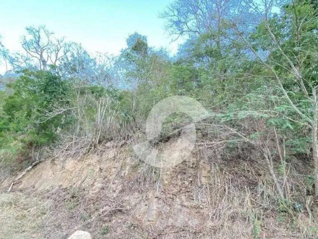Terreno / Lote para Venda em Niterói/RJ Piratininga