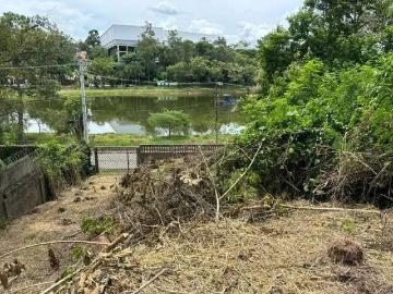 Terreno / Lote para Venda em Osasco/SP Três Montanhas