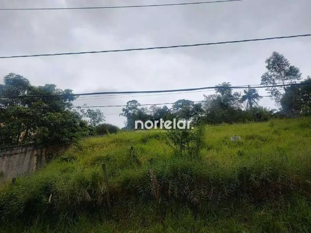 Terreno / Lote para Venda em Osasco/SP Três Montanhas