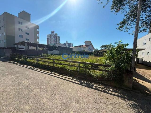 Terreno / Lote para Venda em Palhoça/SC Centro
