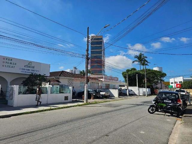 Terreno / Lote para Venda em Palhoça/SC Centro