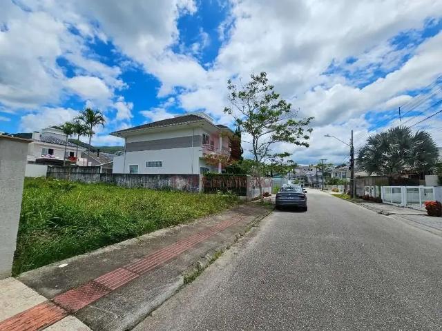 Terreno / Lote para Venda em Palhoça/SC Cidade Universitária Pedra Branca