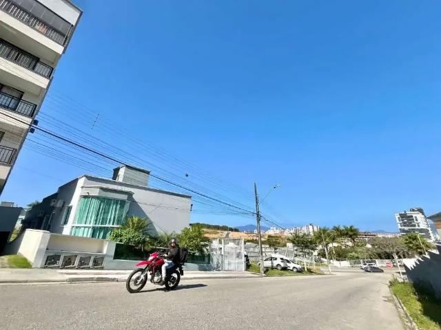 Terreno / Lote para Venda em Palhoça/SC Cidade Universitária Pedra Branca