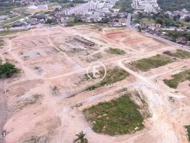 Terreno / Lote para Venda em Palhoça/SC Aririu