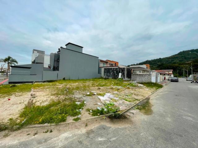 Terreno / Lote para Venda em Palhoça/SC Bela Vista