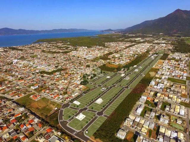 Terreno / Lote para Venda em Palhoça/SC Pachecos