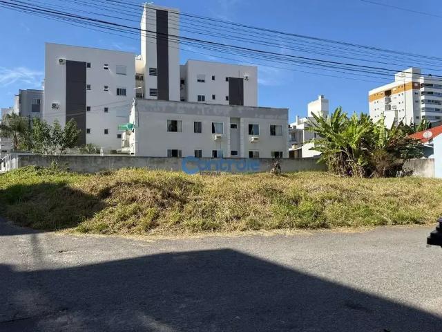 Terreno / Lote para Venda em Palhoça/SC Pagani