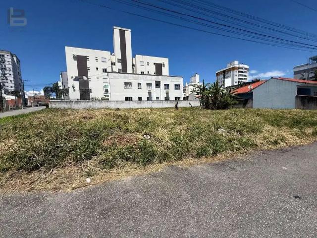 Terreno / Lote para Venda em Palhoça/SC Pagani