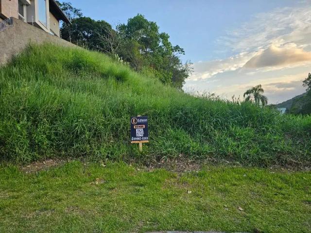 Terreno / Lote para Venda em Palhoça/SC Pedra Branca
