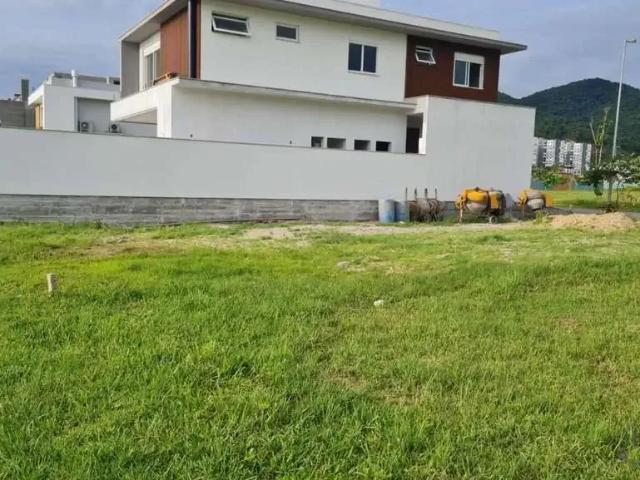 Terreno / Lote para Venda em Palhoça/SC Pedra Branca