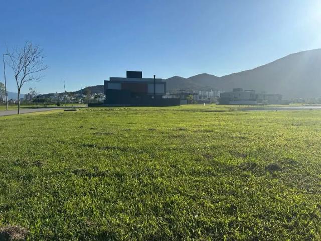 Terreno / Lote para Venda em Palhoça/SC Pedra Branca