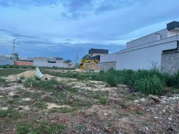 Terreno à venda em Tocantins - Garagem