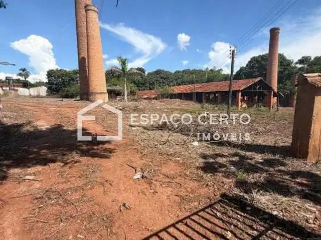 Terreno / Lote para Venda em Palmeiras de Goiás/GO Setor Central