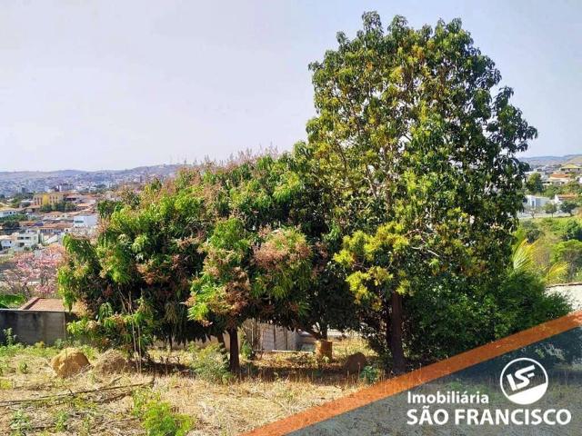 Terreno / Lote para Venda em Pará de Minas/MG São José