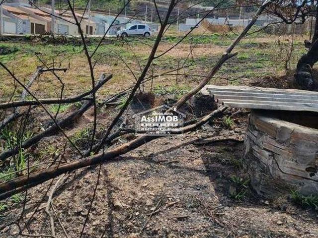 Terreno / Lote para Venda em Paracatu/MG Jardim América II