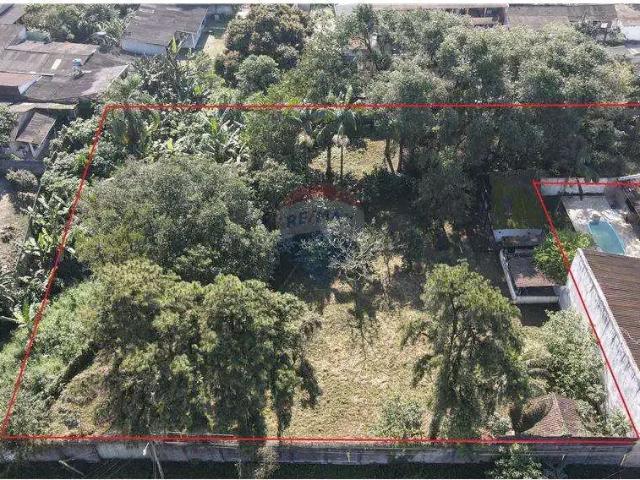 Terreno / Lote para Venda em Paranaguá/PR Parque São João