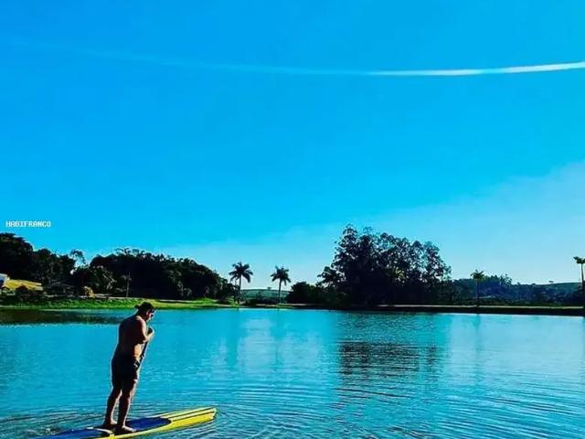 Terreno / Lote para Venda em Pardinho/SP Centro