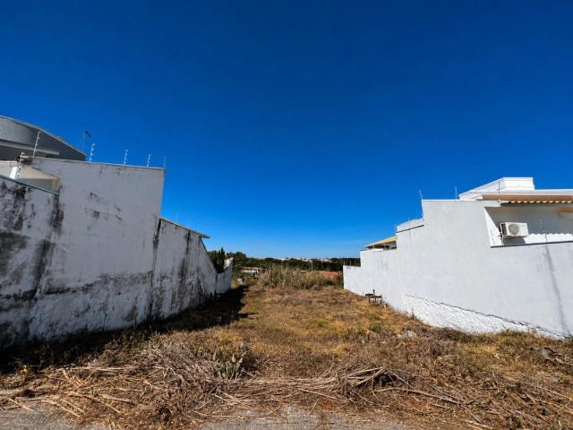 Terreno / Lote para Venda em Patos de Minas/MG Copacabana