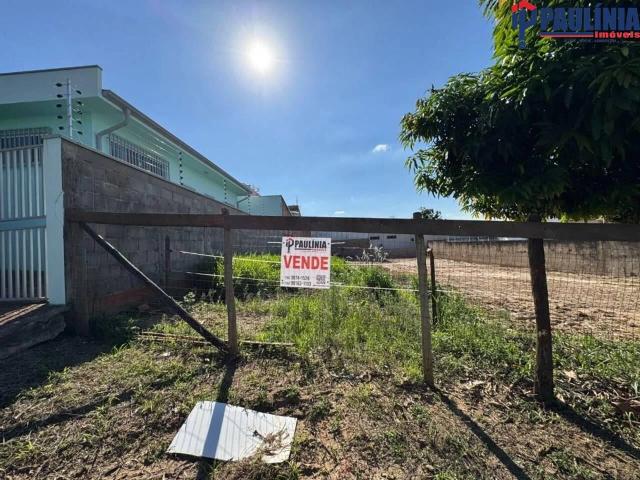 Terreno / Lote para Venda em Paulínia/SP Jardim Ypê