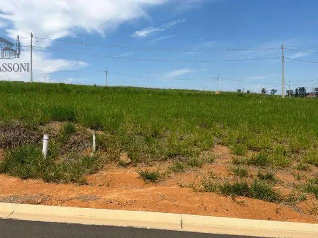 Terreno / Lote para Venda em Paulínia/SP São Bento