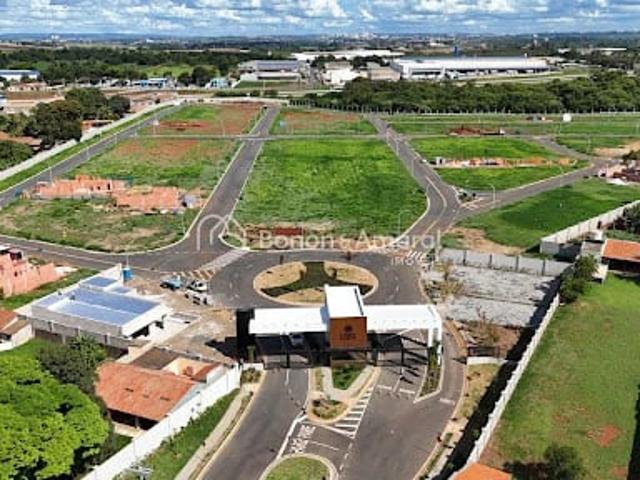 Terreno / Lote para Venda em Paulínia/SP Santa Terezinha