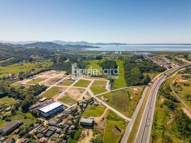 Terreno / Lote para Venda em Pescaria Brava/SC Taquaraçu