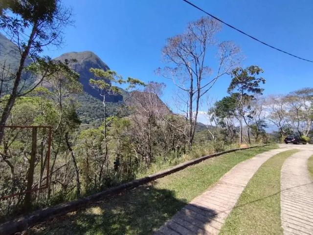 Terreno / Lote para Venda em Petrópolis/RJ Araras