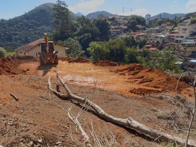 Terreno / Lote para Venda em Petrópolis/RJ Samambaia