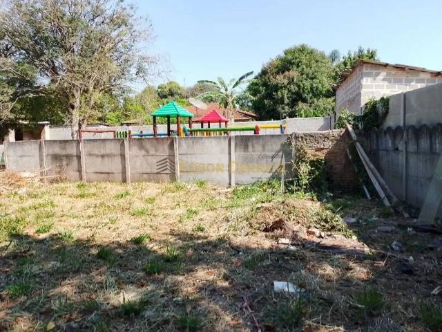 Terreno / Lote para Venda em Pindamonhangaba/SP Santana