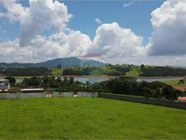 Terreno / Lote para Venda em Piracaia/SP Sete Pontes