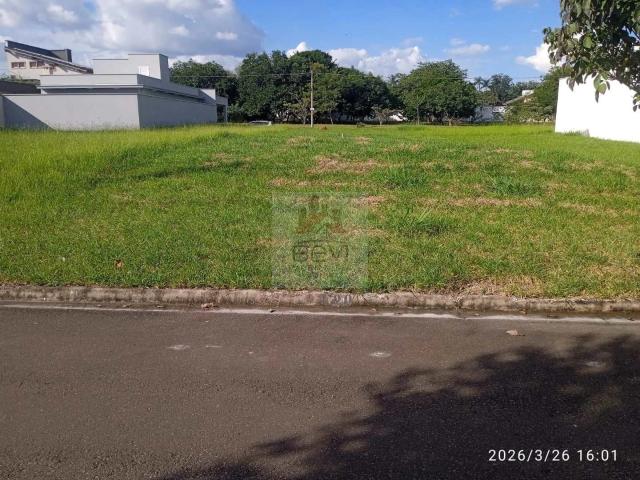 Terreno / Lote para Venda em Piracicaba/SP Campestre