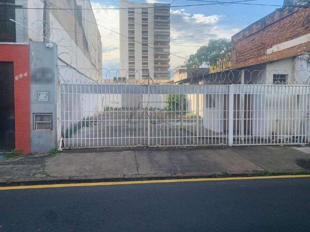 Terreno / Lote para Venda em Piracicaba/SP Centro