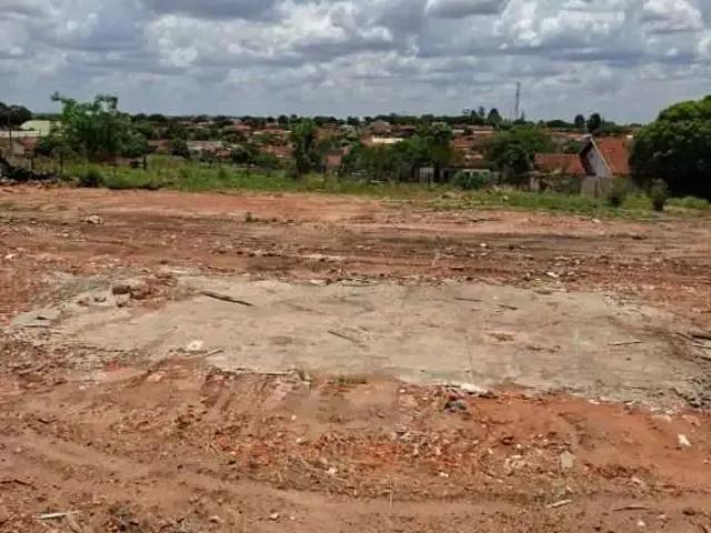 Terreno / Lote para Venda em Pirajuí/SP Parque Santa Guilhermina