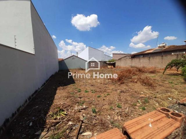 Terreno / Lote para Venda em Pirassununga/SP Parque Clayton Malaman