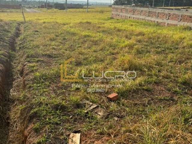 Terreno / Lote para Venda em Piratininga/SP Centro