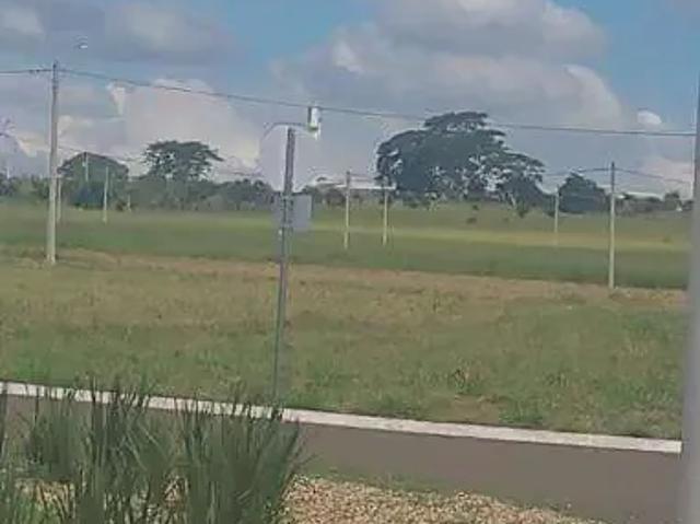 Terreno / Lote para Venda em Piratininga/SP Centro