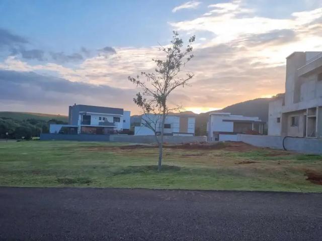 Terreno / Lote para Venda em Poços de Caldas/MG Bortolan