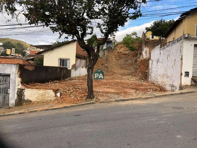 Terreno / Lote para Venda em Poços de Caldas/MG Centro
