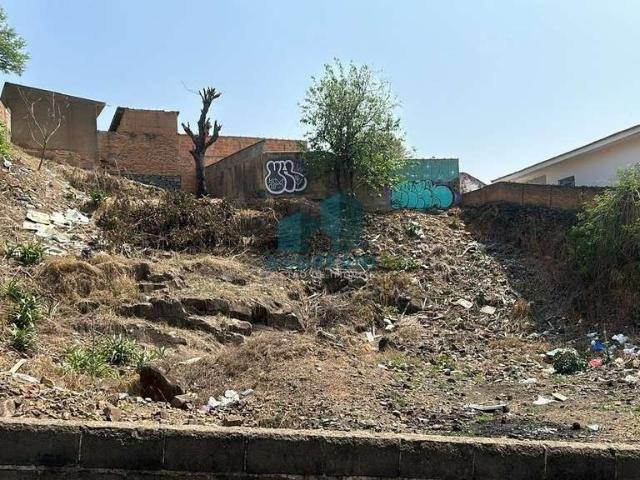 Terreno / Lote para Venda em Poços de Caldas/MG Centro