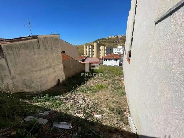 Terreno / Lote para Venda em Poços de Caldas/MG Jardim Centenário