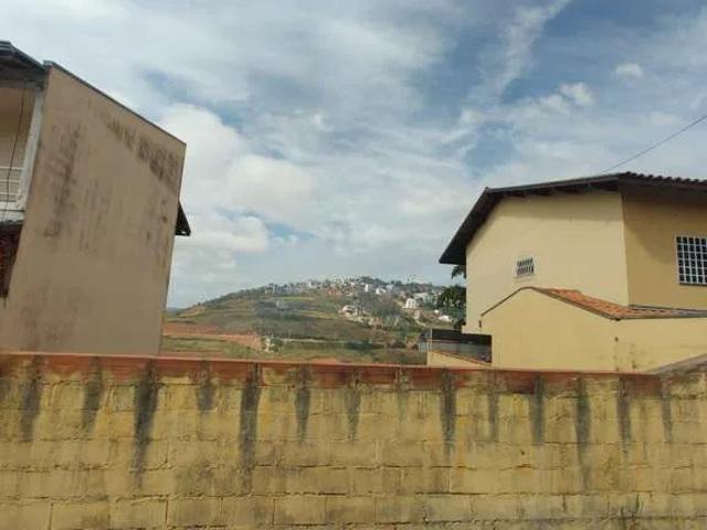 Terreno / Lote para Venda em Poços de Caldas/MG Jardim Centenário